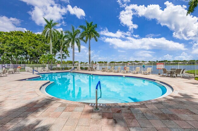 Building Photo - 1891 Oak Berry Cir