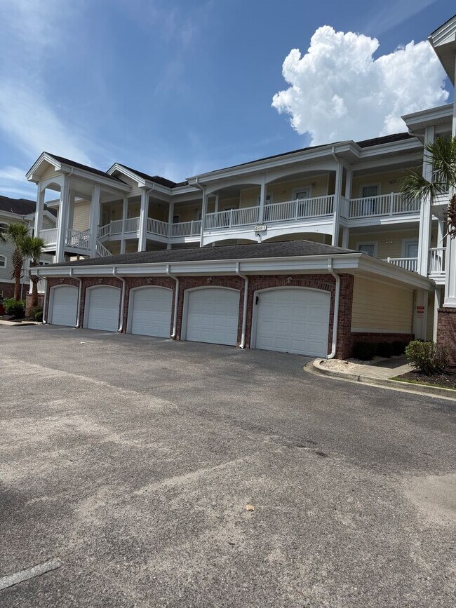 Building Photo - 4881 Dahlia Ct