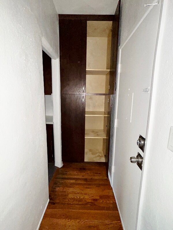 Building Photo - 1845 N Gramercy Pl
