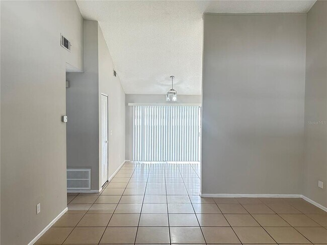 Building Photo - 2416 Alister Ct