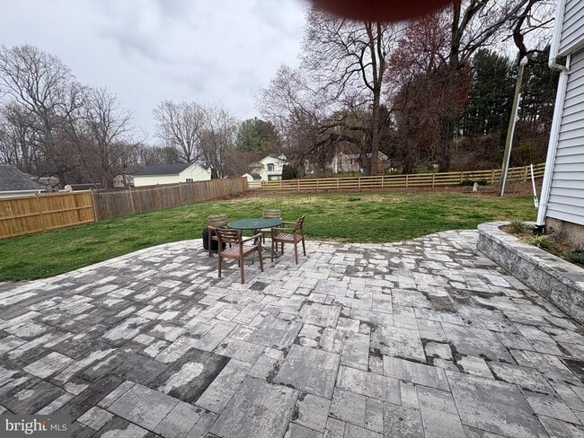 Building Photo - 39977 Peacock Cir