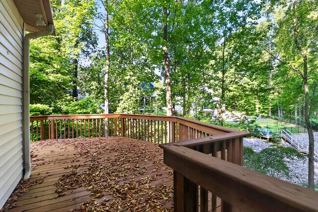 Building Photo - 151 Seagrove Ln