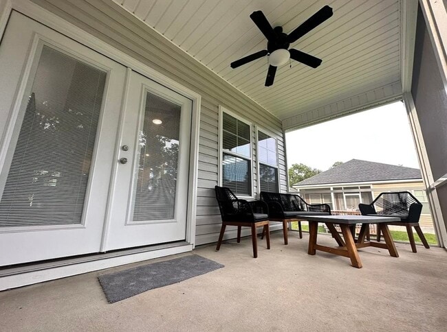 Building Photo - 929 Beaver Creek Way