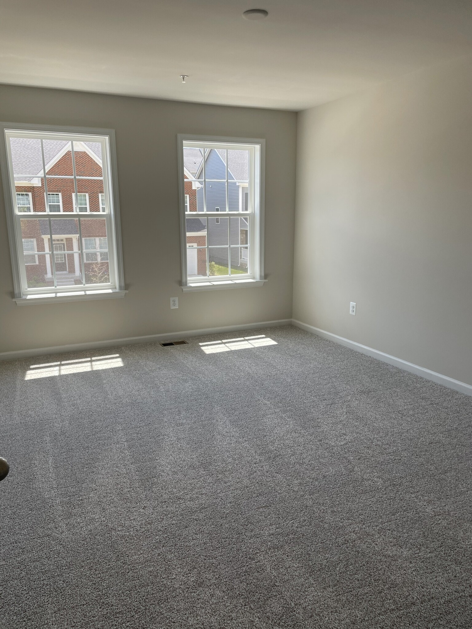 Bedroom 3 (Pink) - 10910 Meridian Hill Way