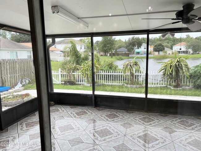 Building Photo - 6580 Gentle Oaks Dr N