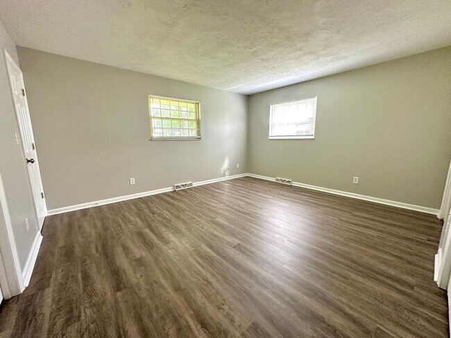 Building Photo - 4532 Timberwilde Dr