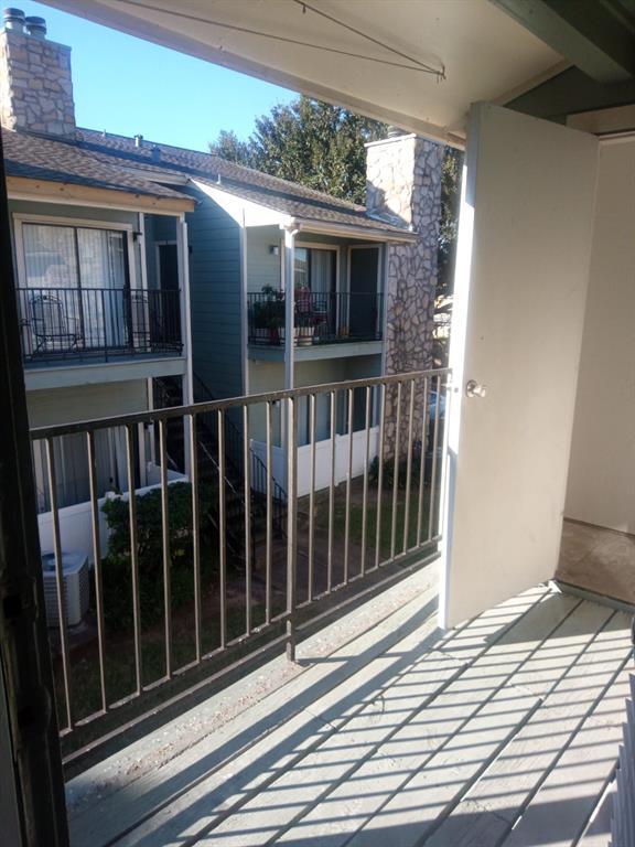 Building Photo - 3762 Tanglewilde St