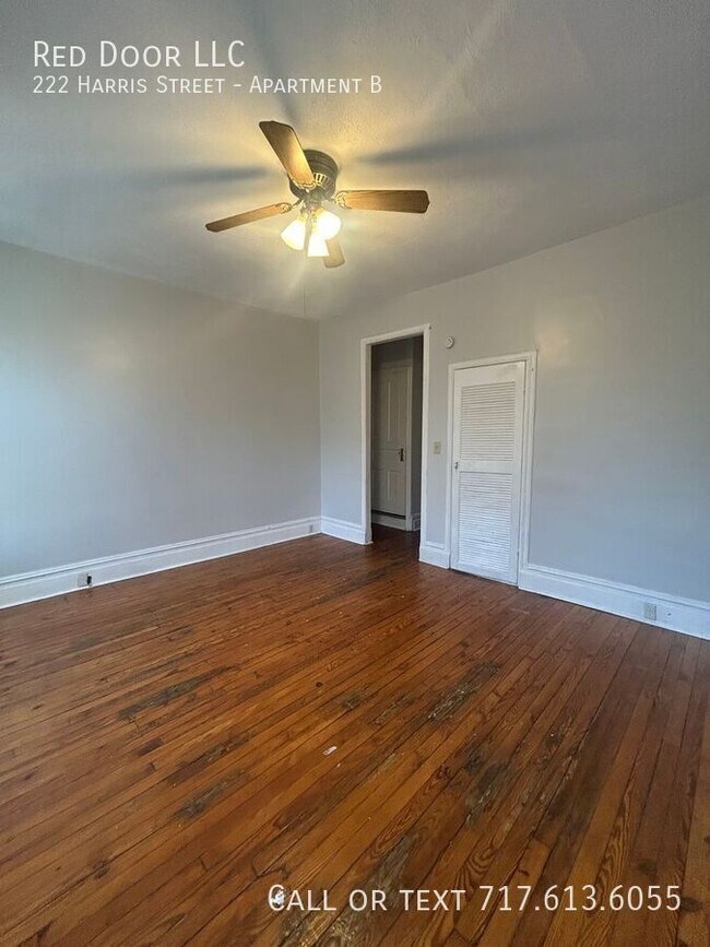 Building Photo - 222 Harris St