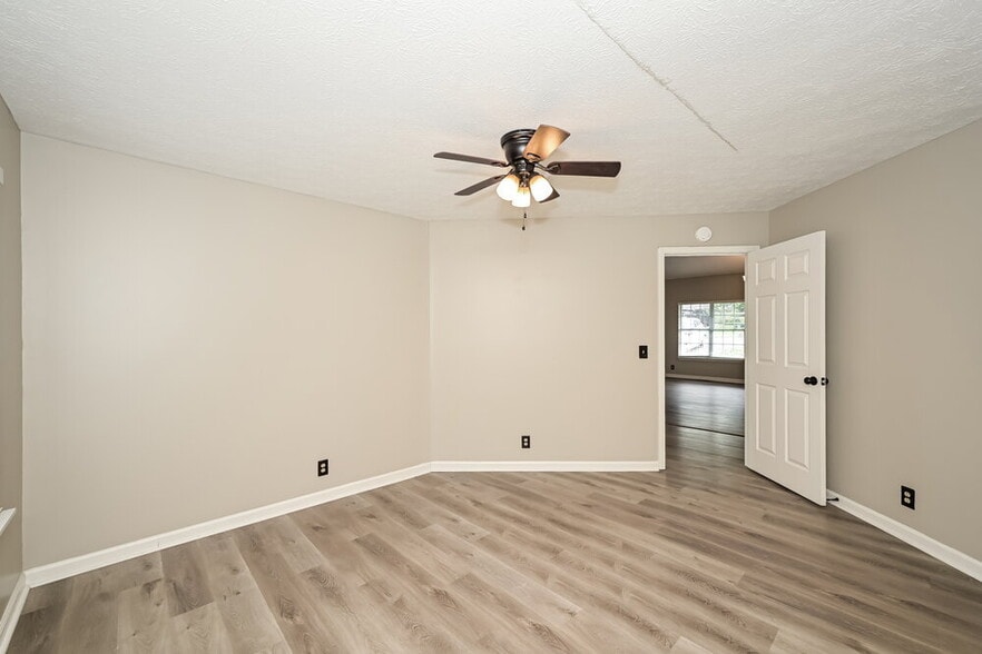 Building Photo - 5340 Village Way