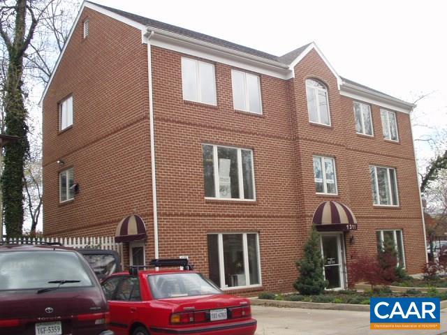 Building Photo - 1311 Wertland St