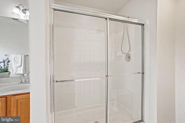 Building Photo - 12030 Kemps Landing Cir