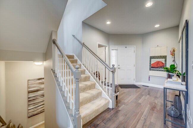 Building Photo - 201 Dorset Ave