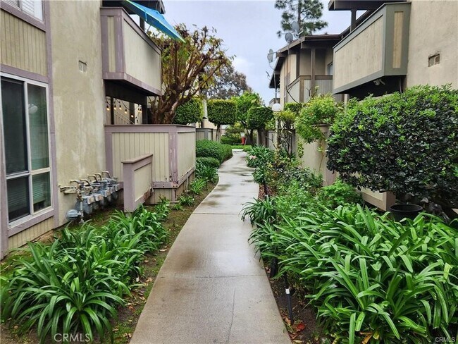 Building Photo - 23314 Sesame St