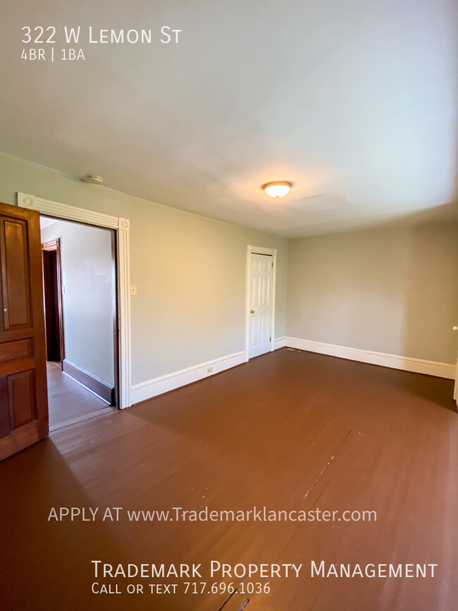 Building Photo - Spacious West End Town Home