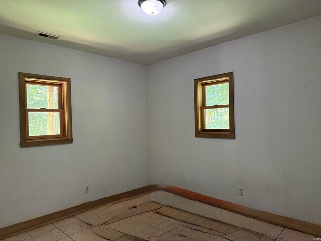 Building Photo - 4666 N Pne Dr