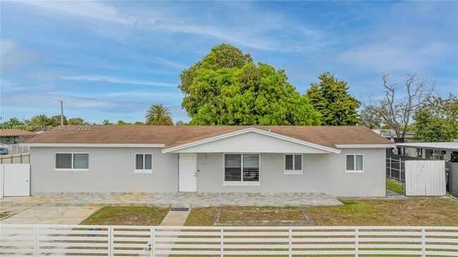 Primary Photo - 5045 NW 186th St