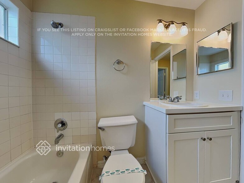 Building Photo - 3055 Hidden River Ct