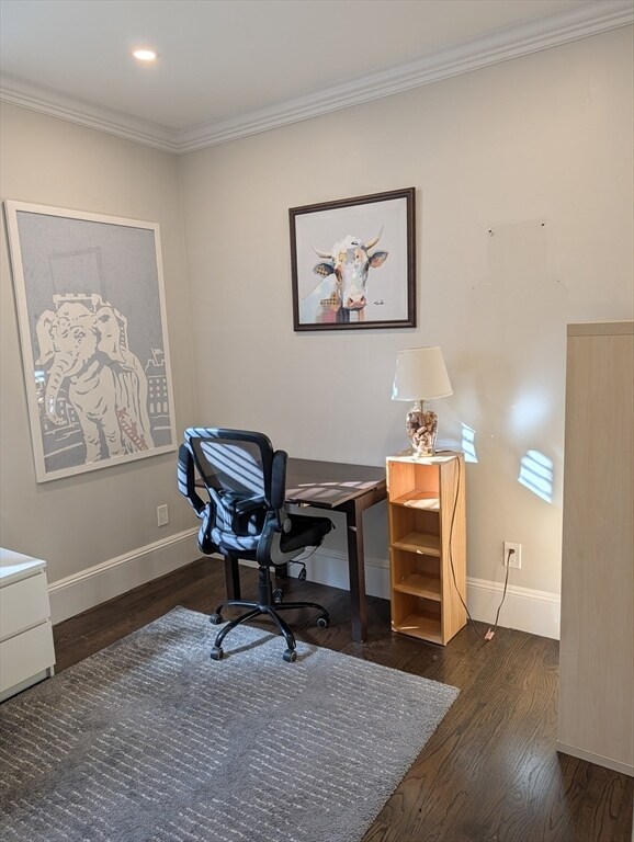 Building Photo - 2A Wellington St