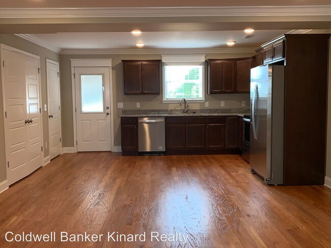 Building Photo - 2 br, 2.5 bath House - 2887 Fulbright Rd NE