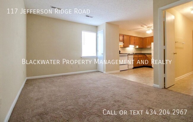 Building Photo - 117 Jefferson Ridge Rd