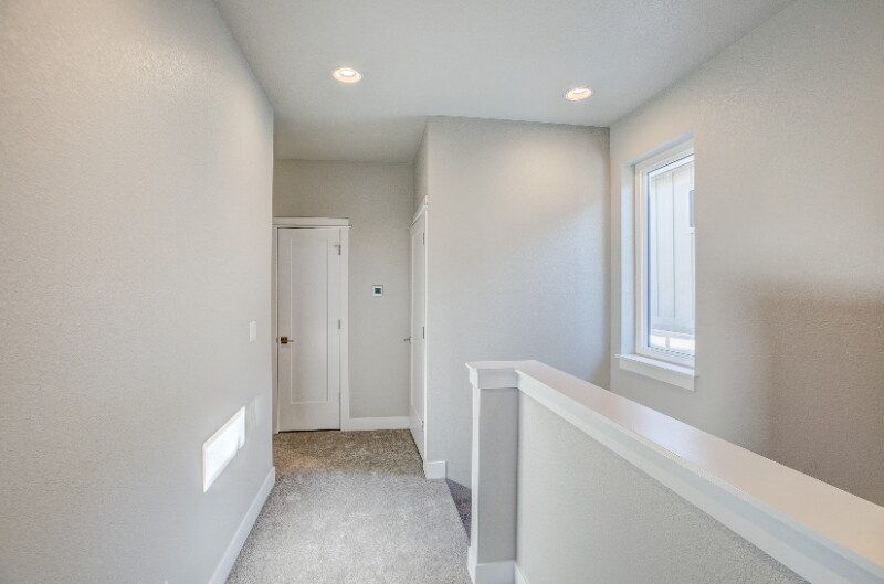 Building Photo - 819 Cherokee Dr