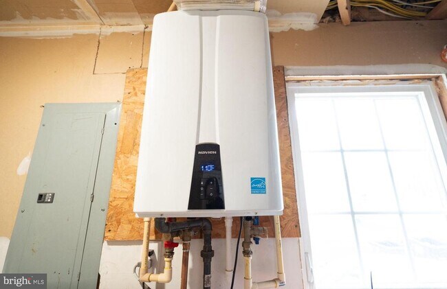 Building Photo - 6308 Ager Rd