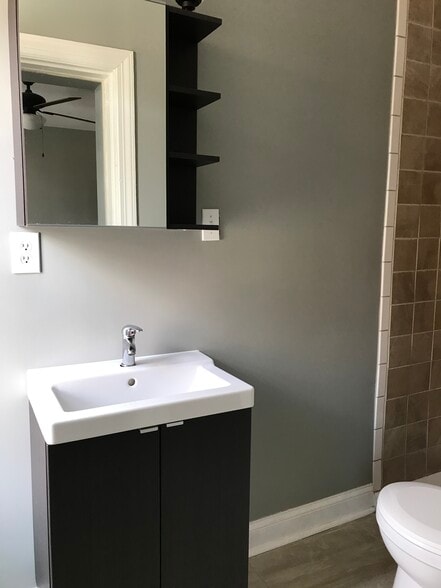 Bathroom - 602 E 21st St