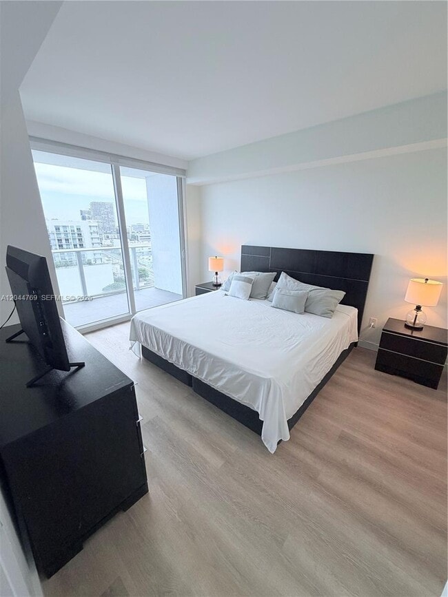 Building Photo - 4250 Biscayne Blvd