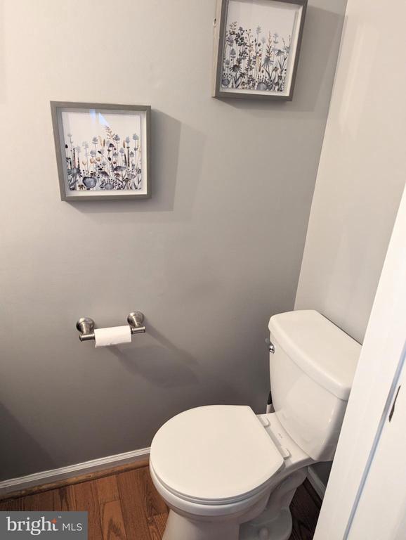 Building Photo - 46582 Broadspear Terrace