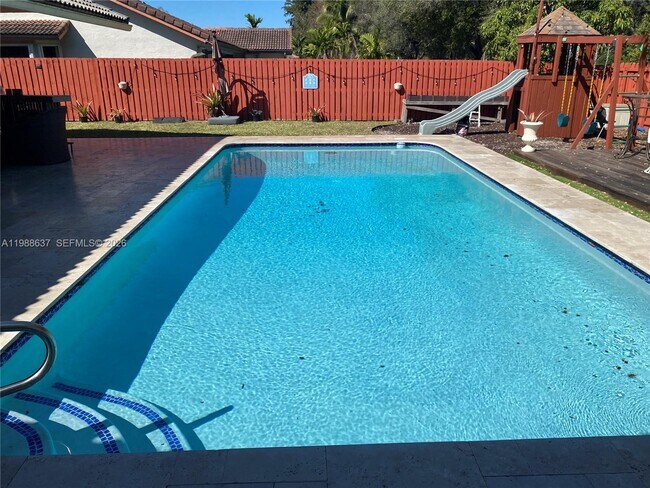 Building Photo - 10981 NW 7th St