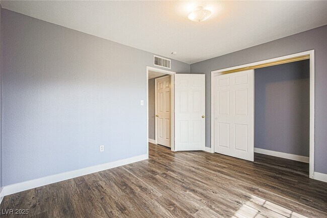 Building Photo - 2851 S Valley View Blvd