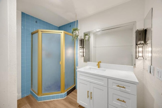 Building Photo - 17705 Vista Point Dr