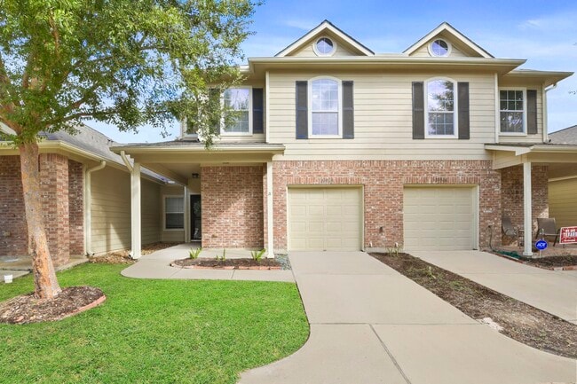 Building Photo - 20910 Sun Creek Dr