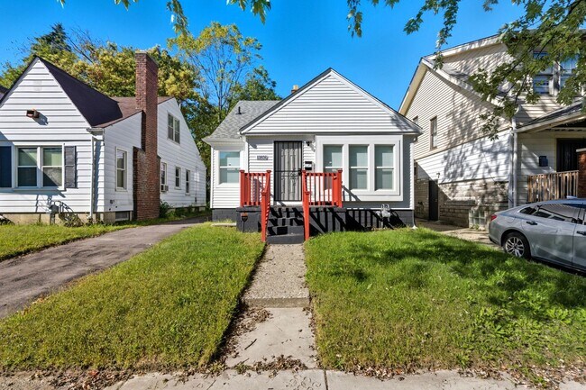 Primary Photo - Holiday Special Reduce Rent