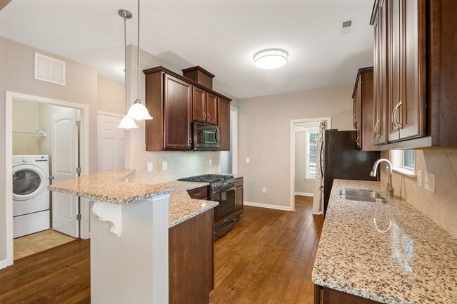 Building Photo - **APPLICATIONS PENDING** Available Now! Gorgeous, Well Upgraded 3 Bed / 2.5 Bath w/ First Floor P...