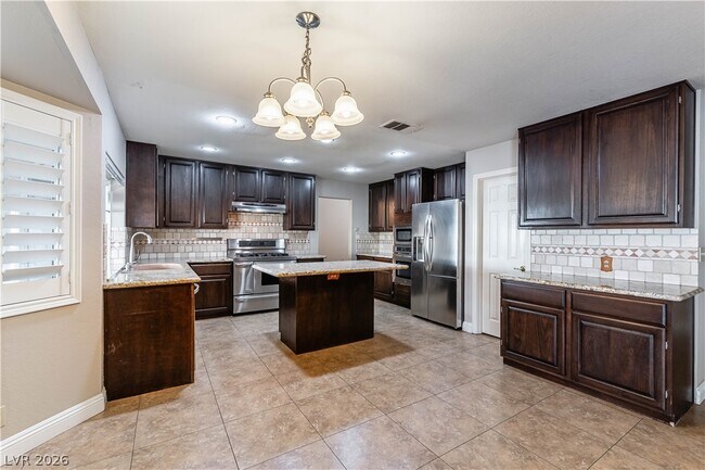 Building Photo - 10028 Sail Landing Ct