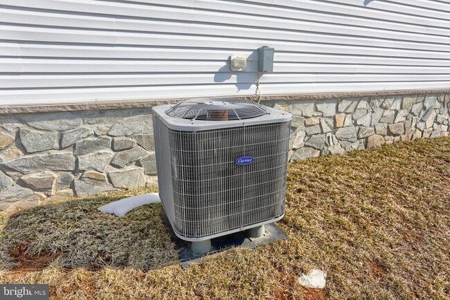 Building Photo - 1 Taube Ct