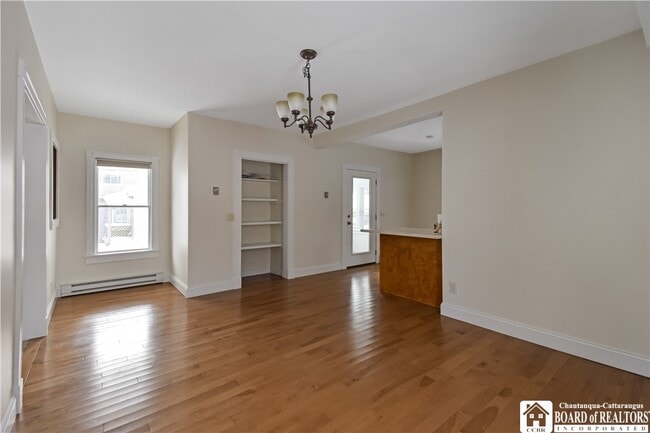 Building Photo - 101 Valley St