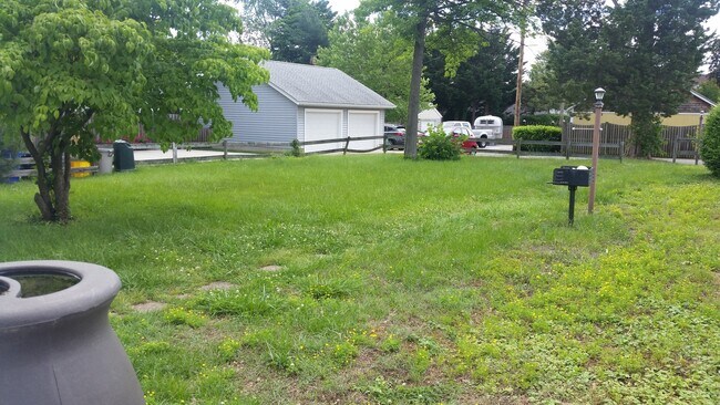 Building Photo - 809 Bay Ridge Ave