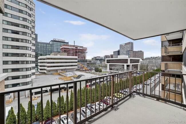 Building Photo - 25 Rockledge Ave