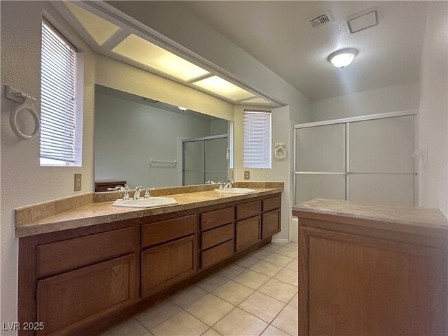 Building Photo - 8653 W Catalonia Dr