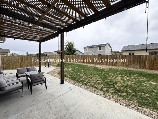 Building Photo - 1115 Sherman Dr