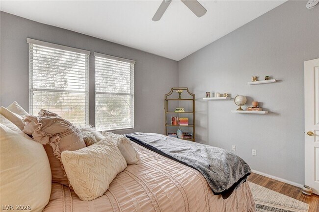 Building Photo - 656 Peachy Canyon Cir