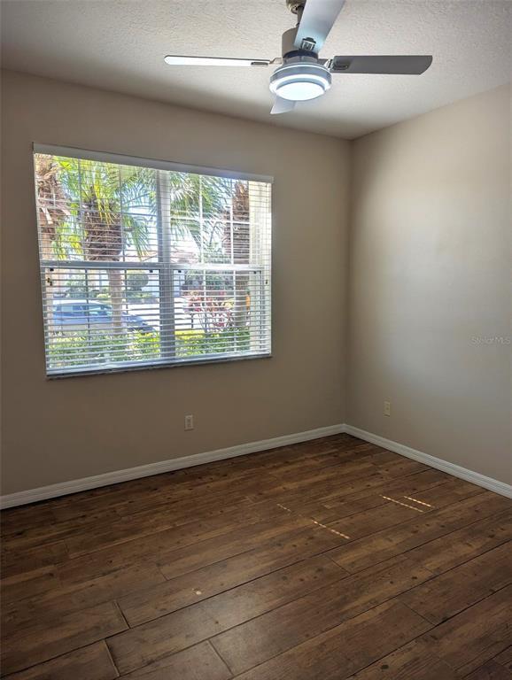 Building Photo - 4115 63rd Terrace E