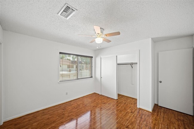 Building Photo - 1998 Augusta Dr