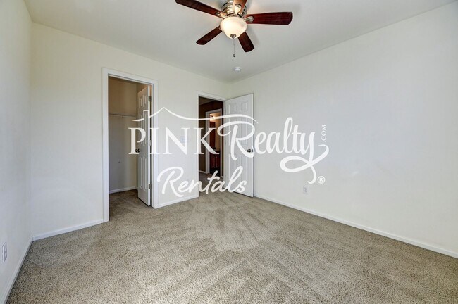 Building Photo - 7752 Blue Vail Way