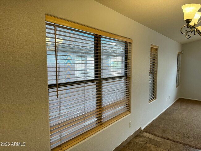 Building Photo - 11448 E Petra Ave