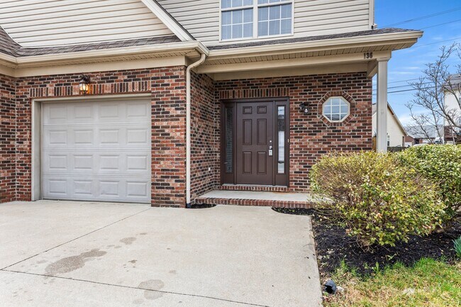 Building Photo - 136 Lowell Ct