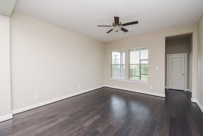 Building Photo - 19535 Shady Hike Ln