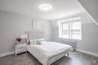 Building Photo - 85 S Lansdowne Ave